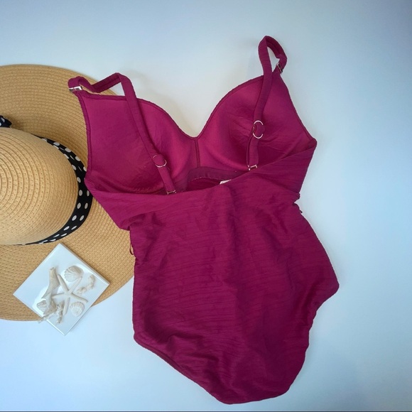 NEW Sea Level Belted Wireless One-piece Swimsuit In Ruby - Picture 8 of 16